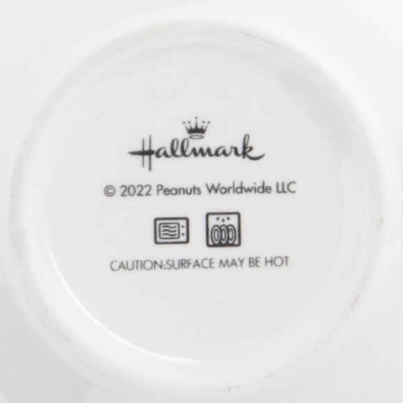 Hallmark Peanuts Snoopy Valentine Mug 2022 - Picture 3 of 8